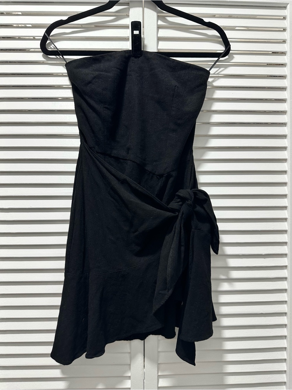 NWOT Skylar + Madison Strapless Linen Mini Wrap Dress